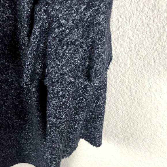 Coin 1804 Shirt Black White Space Dye Crew Ruffled Layered Sleeve Size Medium - Picture 5 of 12